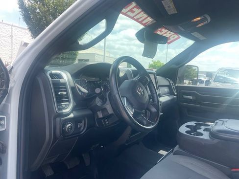 Used 2024 RAM 2500 Big Horn AWD/4WD image 9