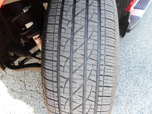 Used 2023 Chevrolet Silverado 1500 LT w/ Z71 Off-Road Package image 11