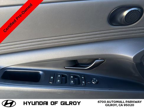 Certified 2025 Hyundai Elantra Sport FWD image 12