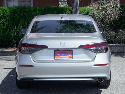 Used 2025 Honda Civic Sport image 7