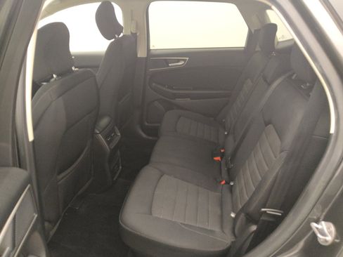 Used 2018 Ford Edge SEL FWD image 18