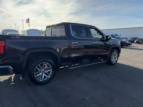 Used 2019 GMC Sierra 1500 SLT w/ SLT Premium Plus Package image 8