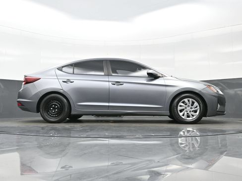 Used 2019 Hyundai Elantra SE w/ Cargo Package FWD image 27