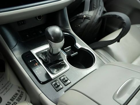 Used 2015 Toyota Highlander XLE AWD/4WD image 31