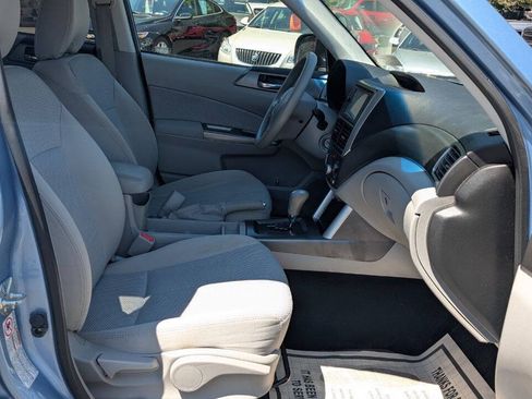 Used 2012 Subaru Forester 2.5X Premium AWD/4WD image 21