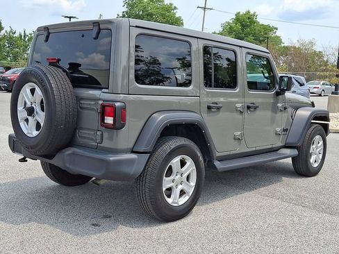 Used 2022 Jeep Wrangler Unlimited Sport w/ Sun And Sound Package AWD/4WD image 9