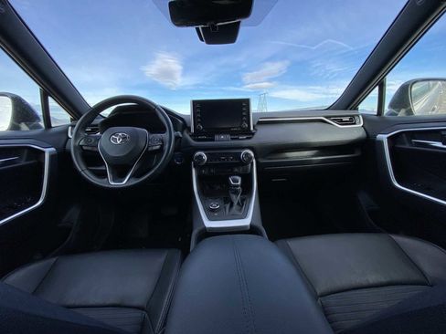 Used 2021 Toyota RAV4 XSE AWD/4WD image 16
