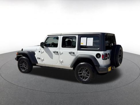 Used 2025 Jeep Wrangler Unlimited Sport AWD/4WD image 10