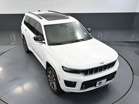 Used 2023 Jeep Grand Cherokee L Overland w/ Advanced Protech Group III image 70