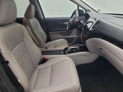Used 2018 Honda Pilot Elite image 21