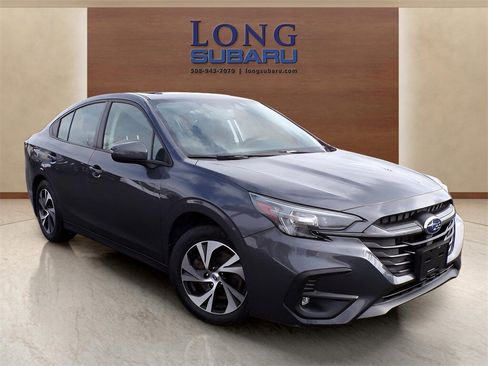 Used 2024 Subaru Legacy Premium image 6