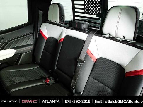Used 2024 GMC Canyon AT4X AWD/4WD image 19