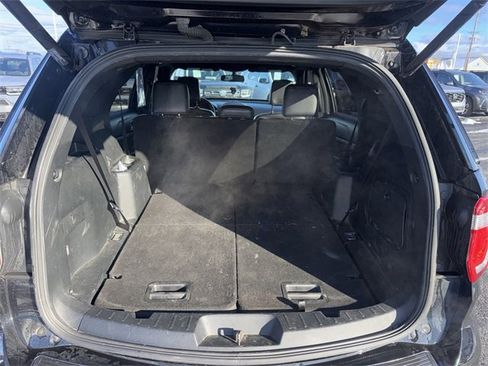 Used 2018 Ford Explorer XLT w/ Equipment Group 202A image 32