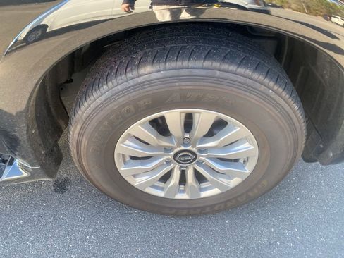 Used 2024 Nissan Armada SV w/ Cargo Package image 9