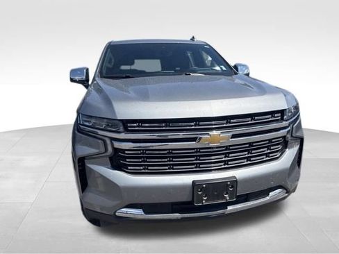 Used 2023 Chevrolet Tahoe Premier w/ Premium Package 2 AWD/4WD image 4