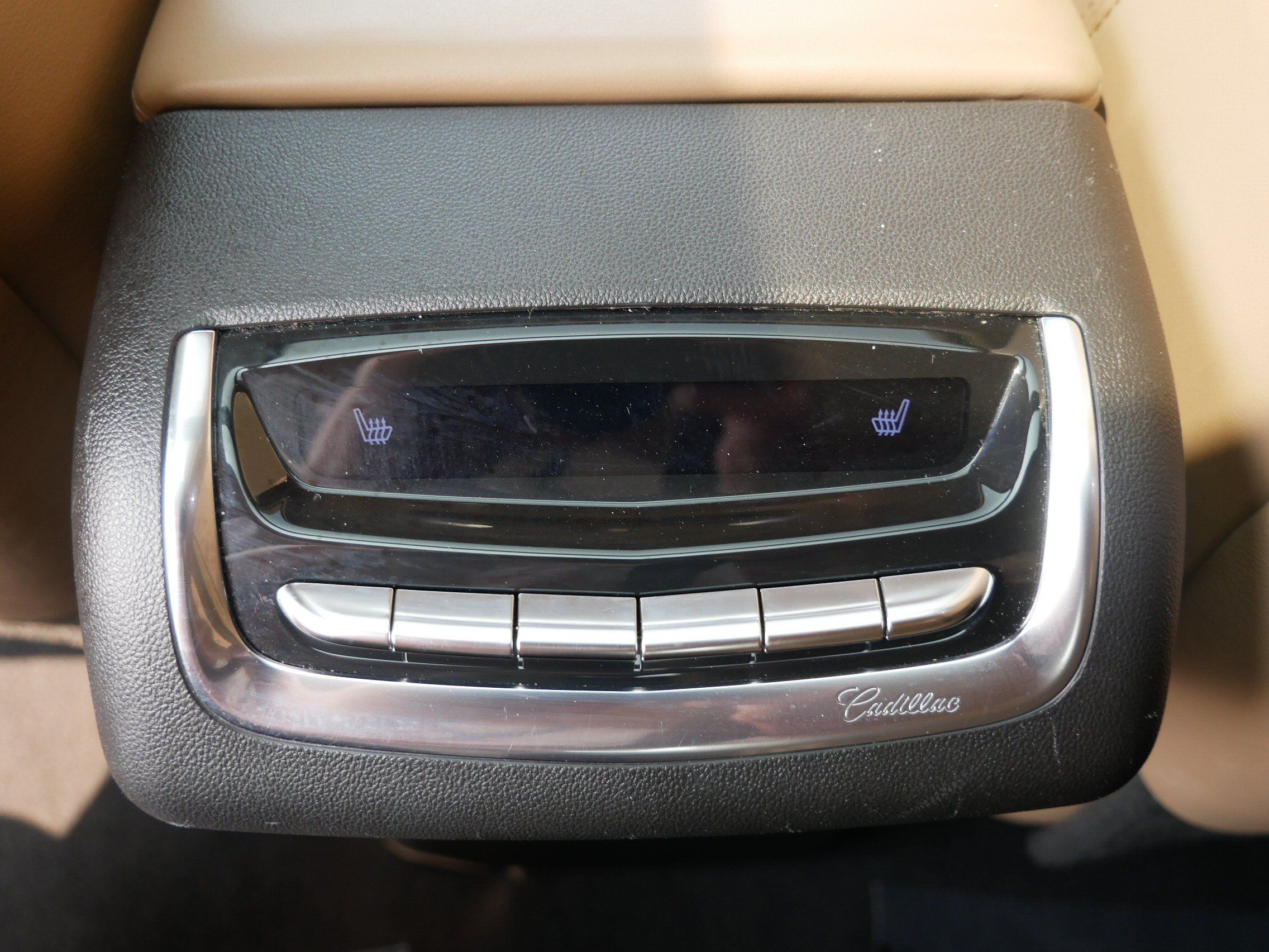 Used 2020 Cadillac XT6 Sport w/ Platinum Package AWD/4WD image 13
