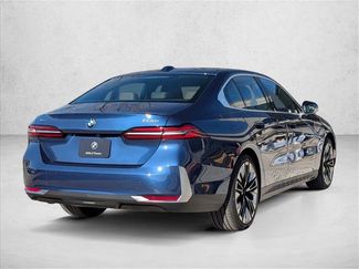 New 2026 BMW 530i xDrive video 2