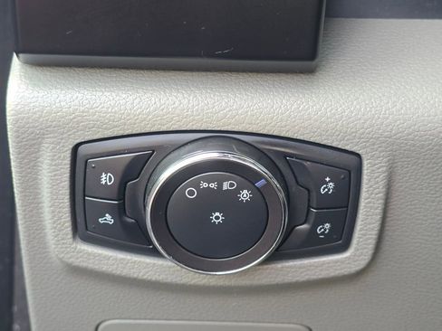 Used 2018 Ford F150 XL w/ Equipment Group 101A Mid AWD/4WD image 29