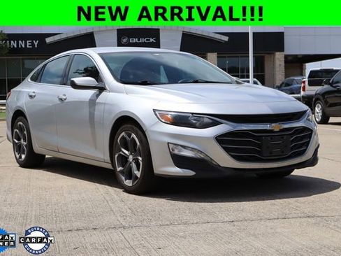 Used 2022 Chevrolet Malibu LT FWD image 1