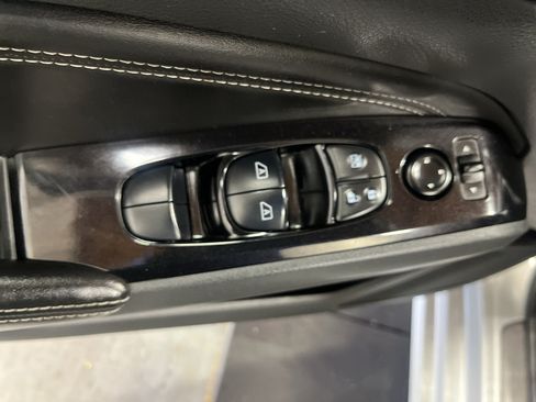 Used 2020 Nissan Altima 2.5 SL AWD/4WD image 28