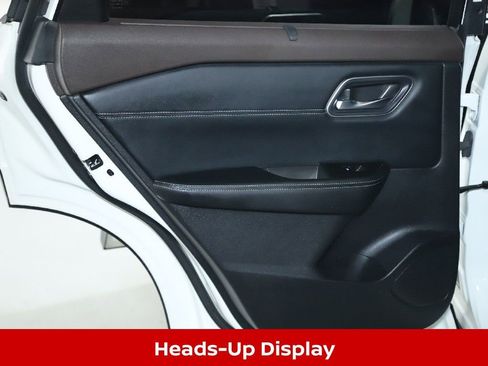 Certified 2021 Nissan Rogue Platinum image 15