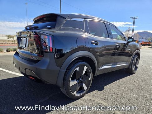 Used 2025 Nissan Kicks SR image 6