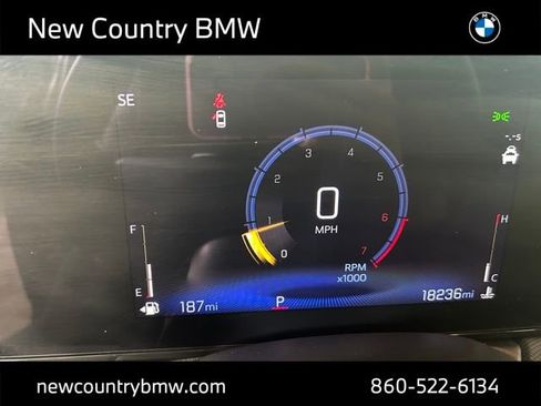 Used 2024 Chevrolet TrailBlazer LT w/ LT Cold Weather Package FWD image 19