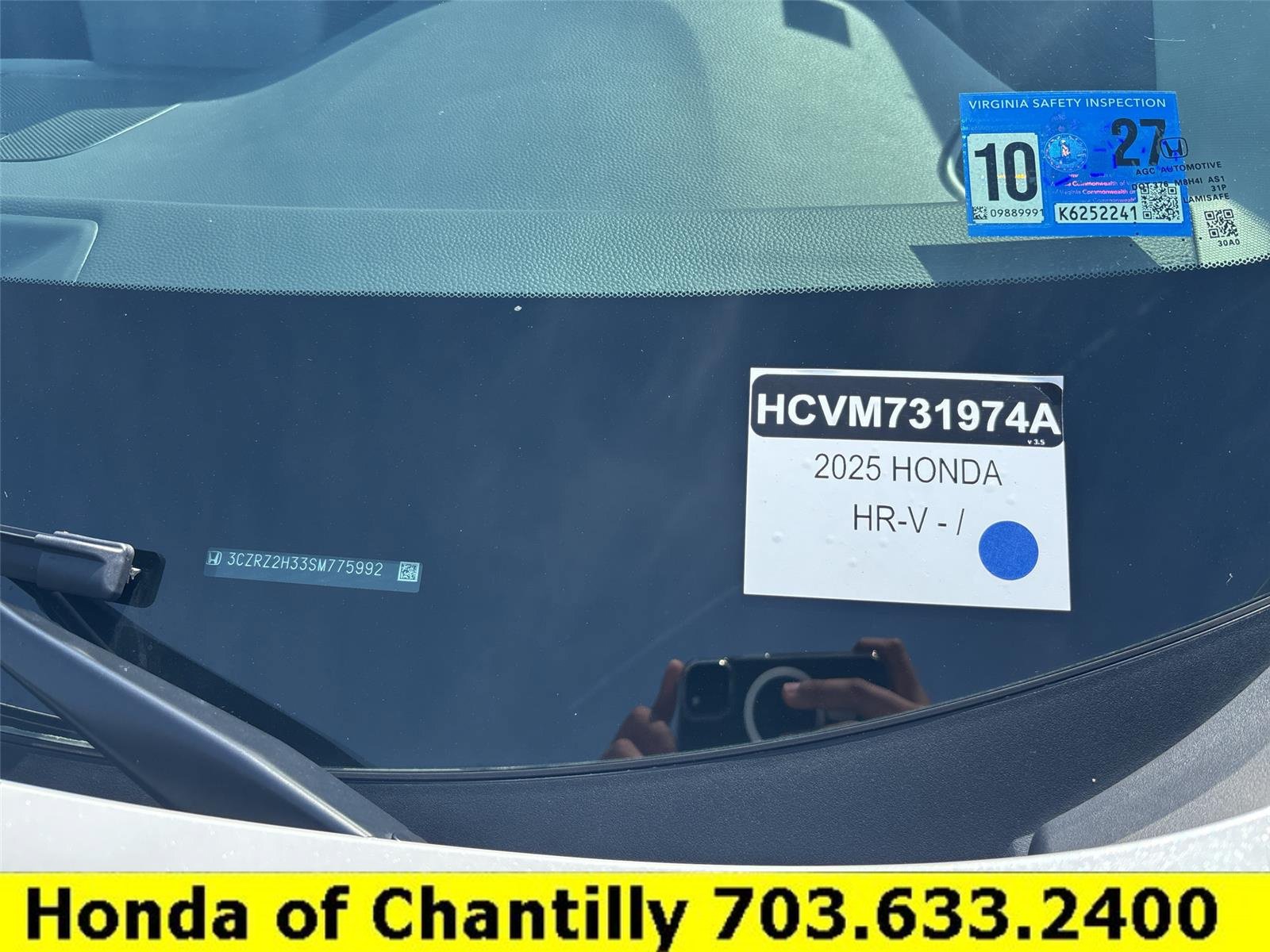 Certified 2025 Honda HR-V LX image 33