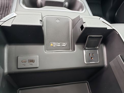 New 2026 Chevrolet Silverado 3500 LTZ w/ LTZ Plus Package image 27