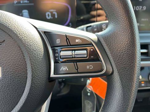 Used 2026 Kia Seltos LX AWD/4WD image 18