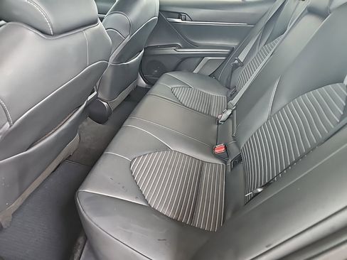 Used 2024 Toyota Camry SE FWD image 11