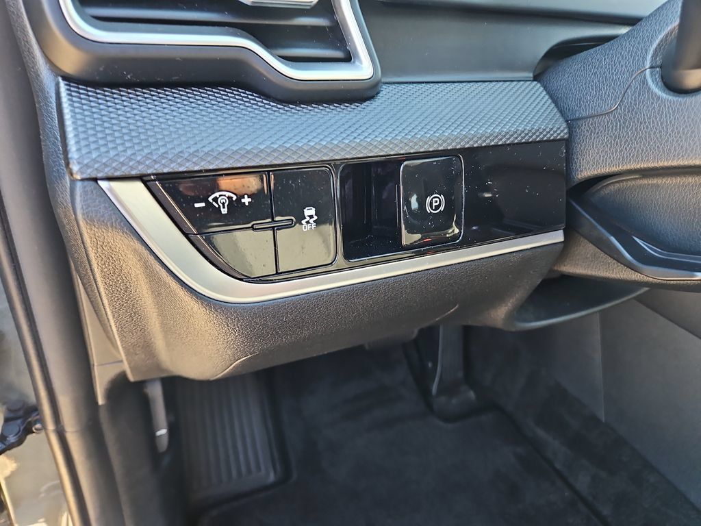 Used 2024 Kia Sportage LX FWD image 20