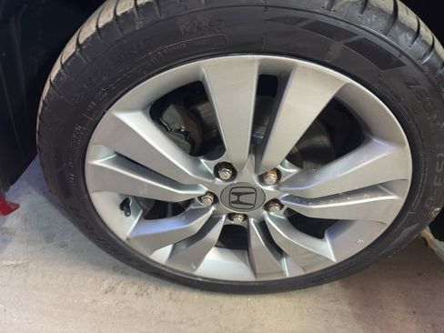 Used 2010 Honda Accord EX image 28