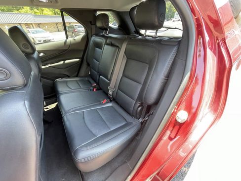 Used 2019 Chevrolet Equinox LT FWD image 34