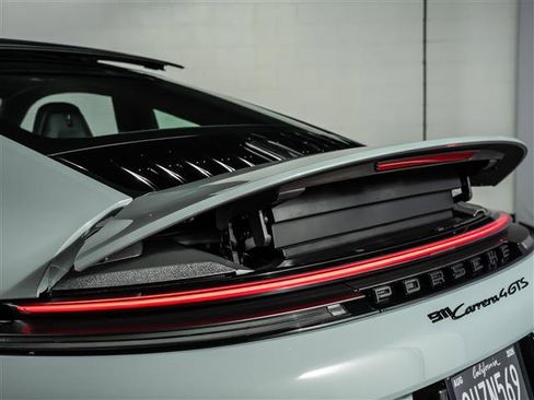 Certified 2025 Porsche 911 Carrera GTS image 37