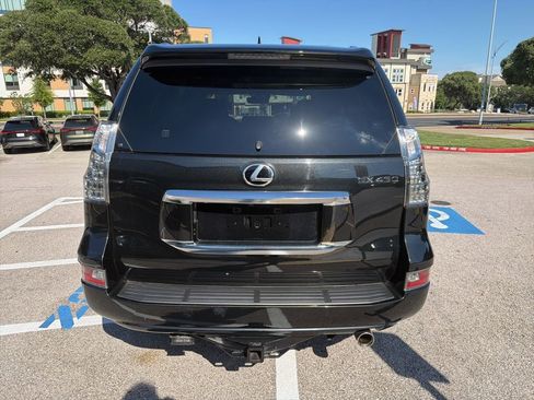 Used 2023 Lexus GX 460 Premium w/ Premium Plus Package AWD/4WD image 4