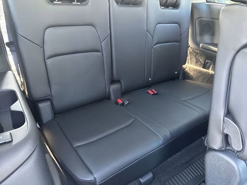 New 2026 Nissan Pathfinder Platinum image 12