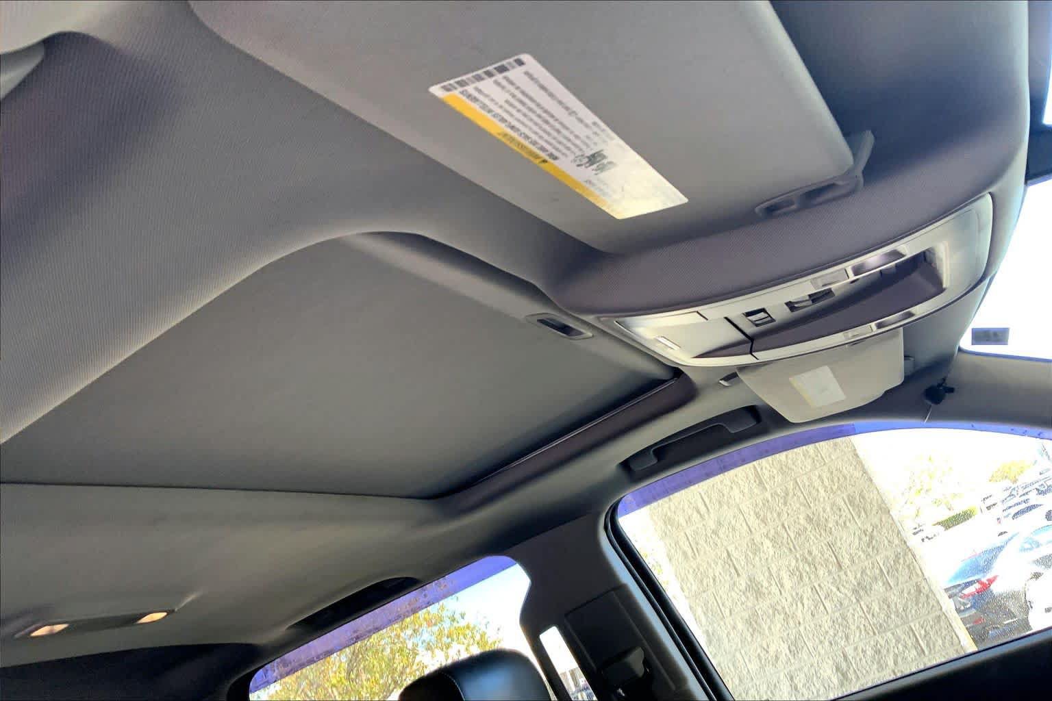 Used 2016 Chevrolet Silverado 1500 LTZ AWD/4WD image 14