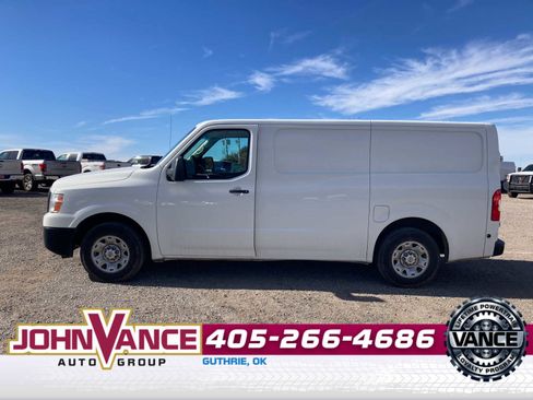 Used 2019 Nissan NV 1500 SV image 2