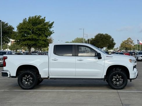 Used 2023 Chevrolet Silverado 1500 RST AWD/4WD image 3