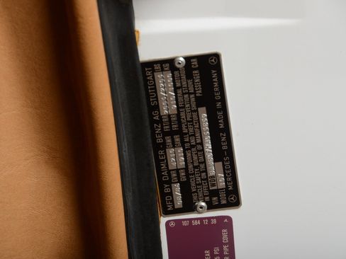 Used 1987 Mercedes-Benz 560 SL image 32