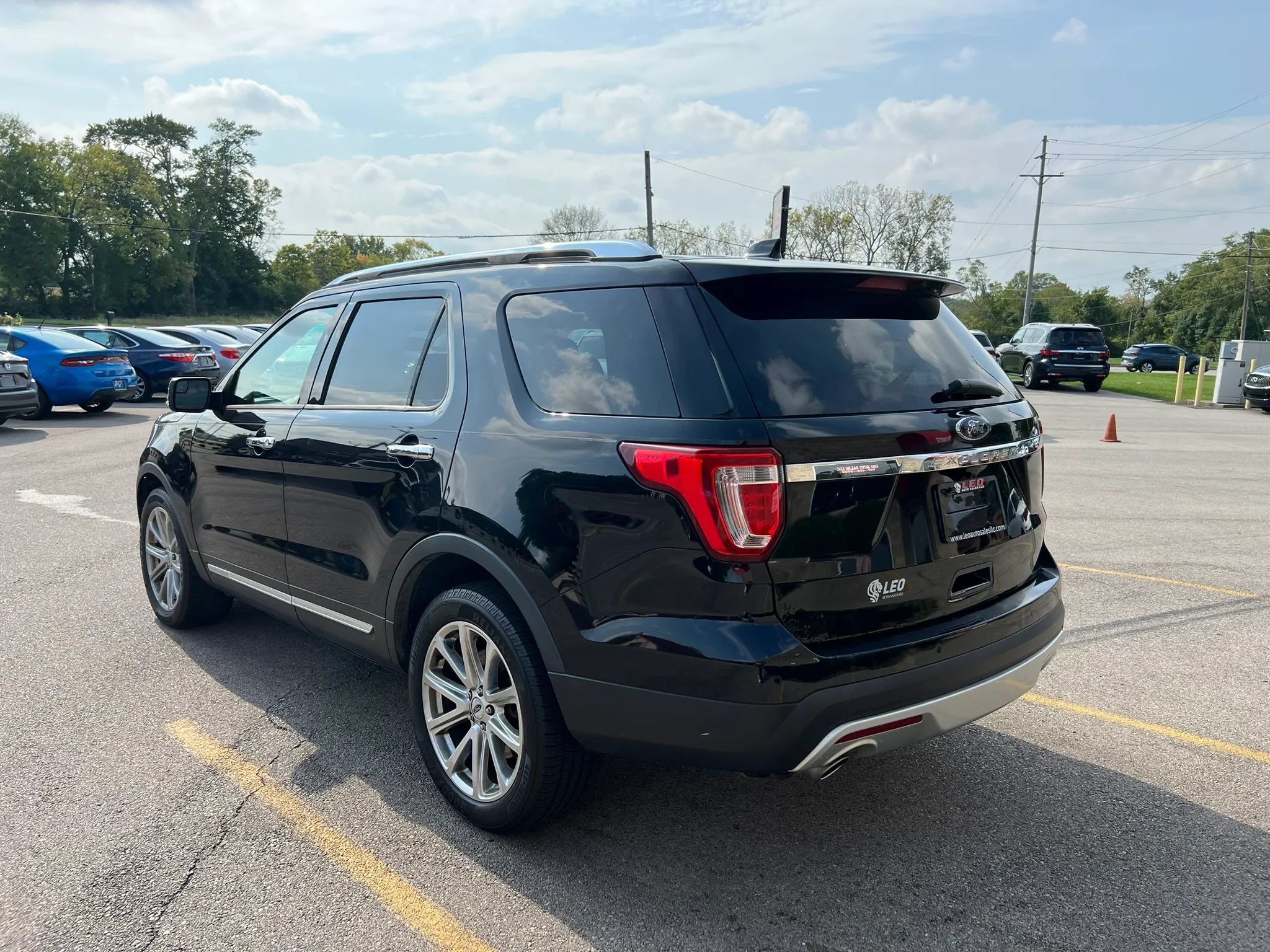 Used 2016 Ford Explorer Limited AWD/4WD image 7