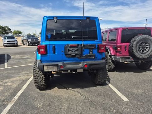 Used 2022 Jeep Wrangler Unlimited Rubicon w/ Xtreme Recon 35" Tire Package AWD/4WD image 9