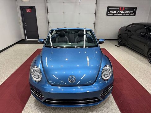 Used 2019 Volkswagen Beetle 2.0T S FWD image 8