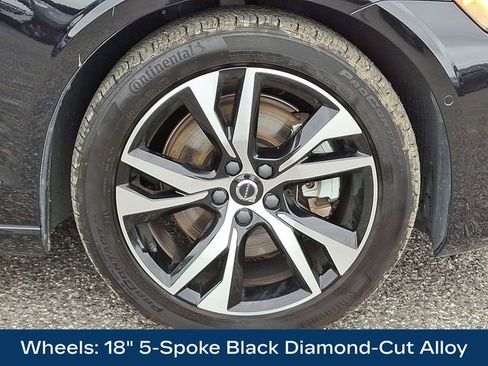 Used 2024 Volvo S60 B5 Plus image 10