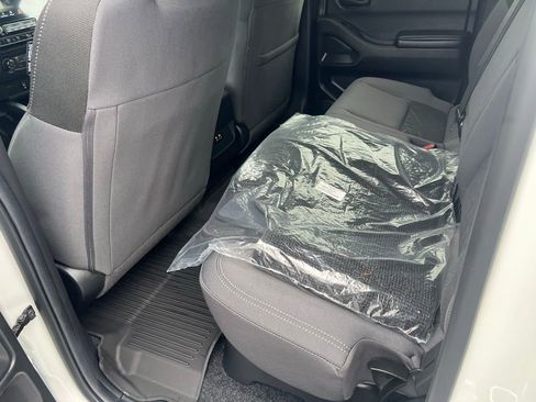 New 2026 Nissan Frontier SV w/ Tow Package AWD/4WD image 16