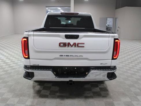 Used 2022 GMC Sierra 1500 SLT w/ SLT Convenience Package image 6