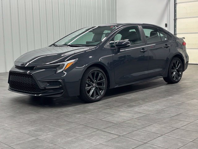 Used 2025 Toyota Corolla SE FWD image 5