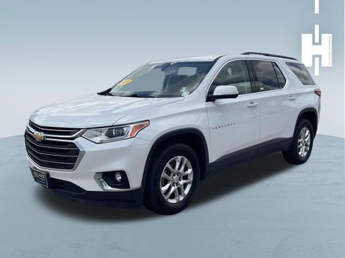Used 2020 Chevrolet Traverse LT FWD image 3