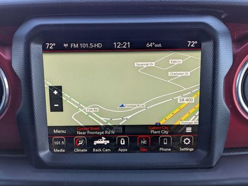 Used 2022 Jeep Gladiator Rubicon w/ Cold Weather Group image 23